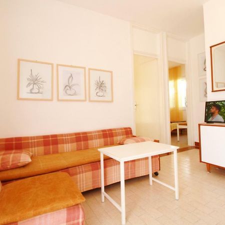 Apartment Dada Petrcane Exterior foto
